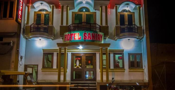 Hotel Sanjay Agra  Exterior photo