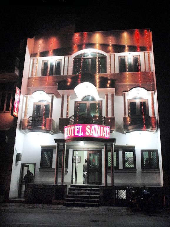 Hotel Sanjay Agra  Exterior photo